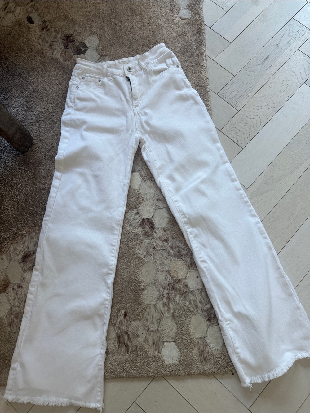 White Jeans W/ stretch from Positano / Italy boutique